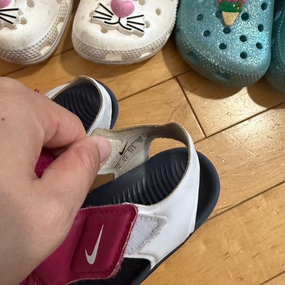 Colorful toddler girl’ shoes bundle us 7-10 - Picture 12 of 12